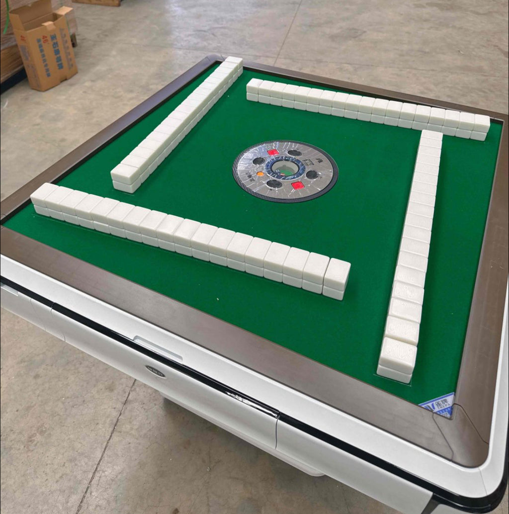 Automatic Mahjong Table – White Frame with Brown Playing Surface
