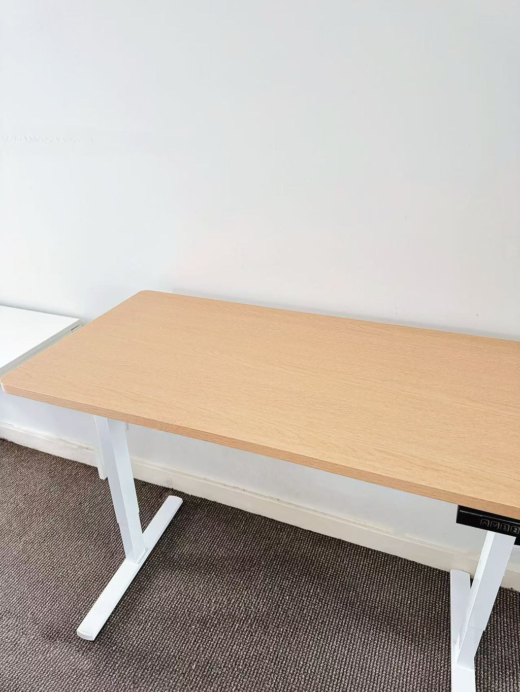 Electric Height-Adjustable Standing Desk with 3 Memory Presets